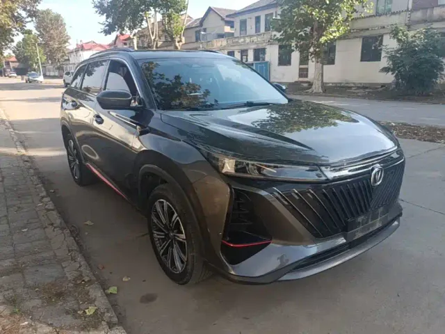 Changan CS75 Plus — Фото автомобиля 3