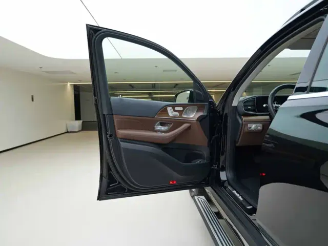 Mercedes-Benz GLE-Class — Фото автомобиля 14