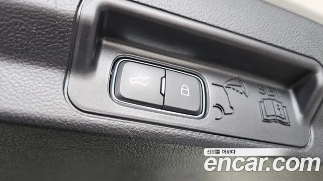 Ford Explorer — Фото автомобиля 27
