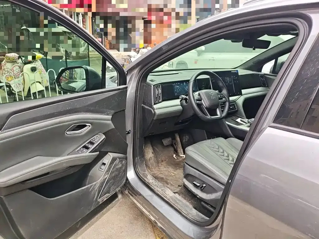 BYD Song L DM-i 2025 Smart Drive Edition 112km Surpassing — Фото автомобиля 13