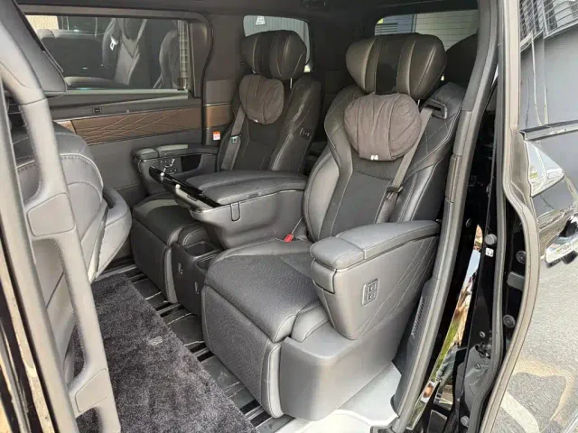 Toyota Alphard — Фото автомобиля 5