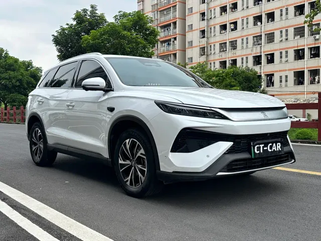 BYD Song Pro — Фото автомобиля 3
