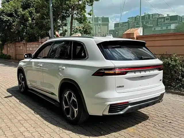 Geely Xingyue L — Фото автомобиля 12
