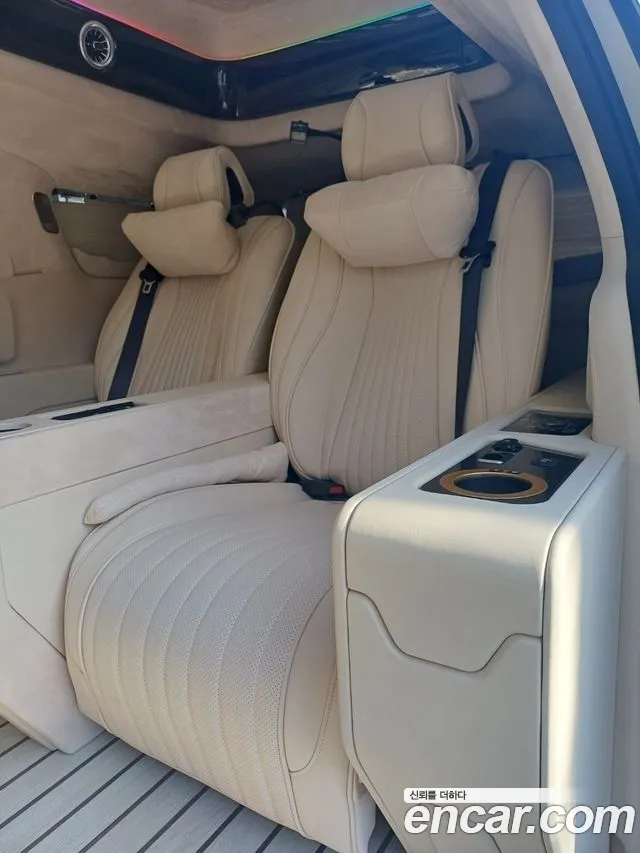 Kia Carnival Generation 4 — Фото автомобиля 7