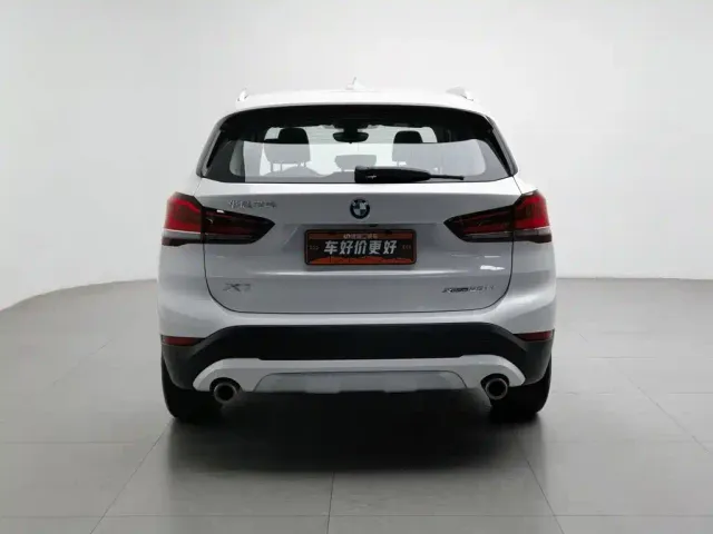 BMW X1 — Фото автомобиля 4
