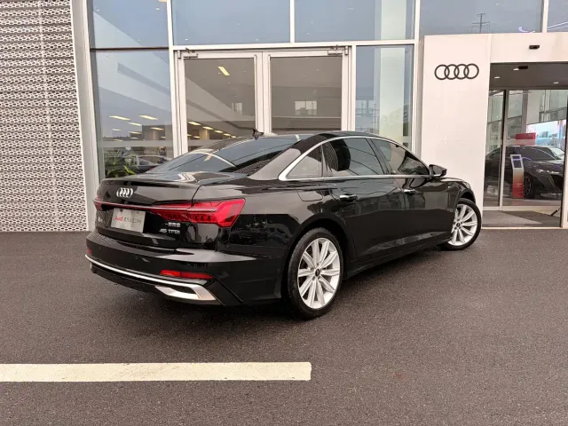 Audi A6L — Фото автомобиля 4