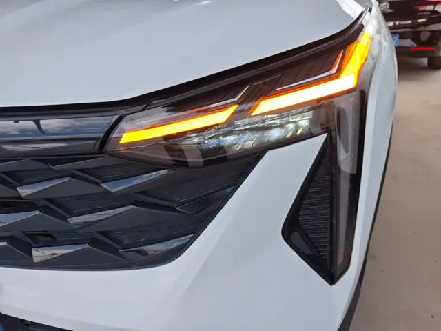 Geely Boyue — Фото автомобиля 17