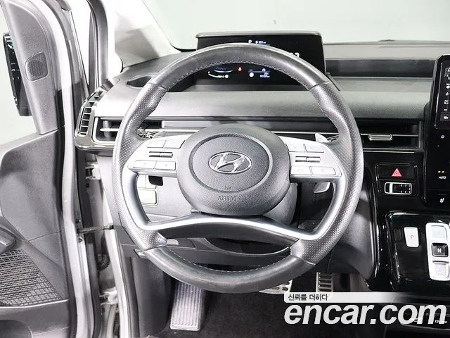 Hyundai Staria — Фото автомобиля 12