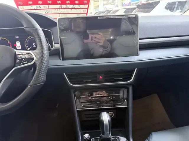 Volkswagen Tharu — Фото автомобиля 14