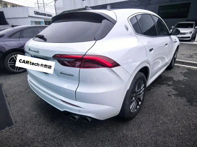 Maserati Grecale — Фото автомобиля 8