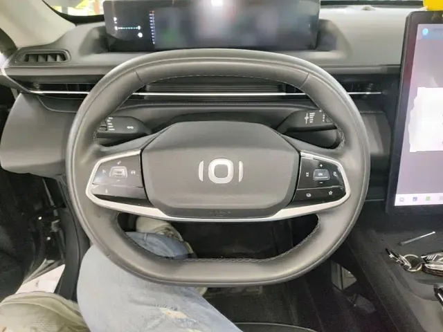 Changan Qiyuan A05 — Фото автомобиля 10