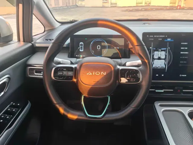 GAC Aion Y — Фото автомобиля 13
