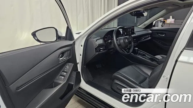 Honda Accord 1.5 Turbo — Фото автомобиля 10