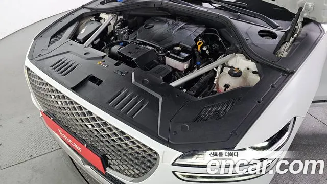 Genesis GV70 2.5T Бензин AWD — Фото автомобиля 6