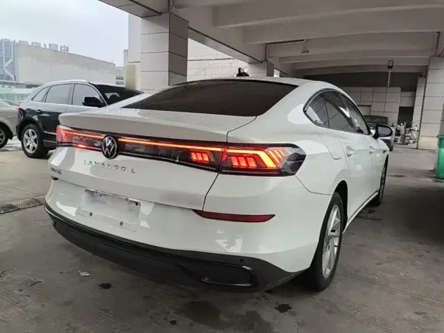 Volkswagen Lamando — Фото автомобиля 6