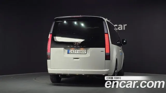 Hyundai Staria — Фото автомобиля 4