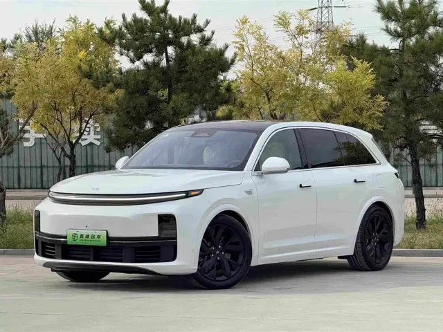 Фотография автомобиля — Li Auto L7