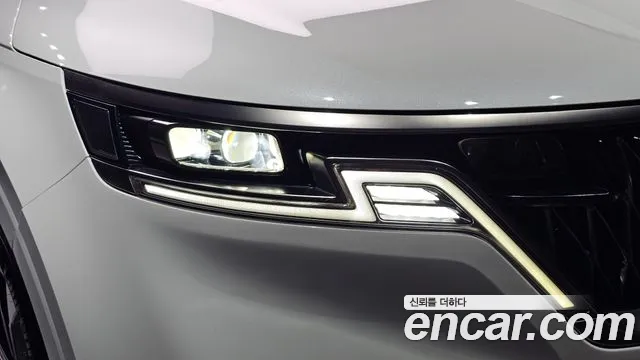 Kia Carnival — Фото автомобиля 7