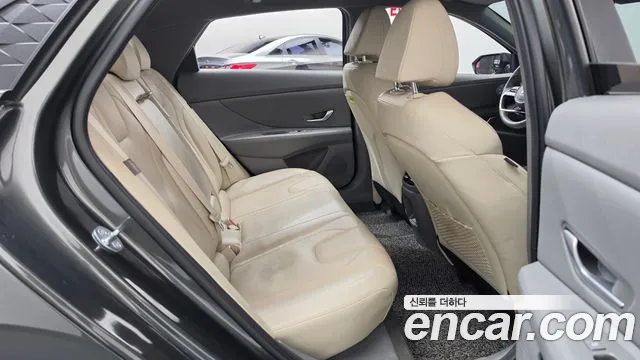 Hyundai Avante — Фото автомобиля 17