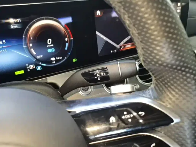 Mercedes-Benz E-Class — Фото автомобиля 13