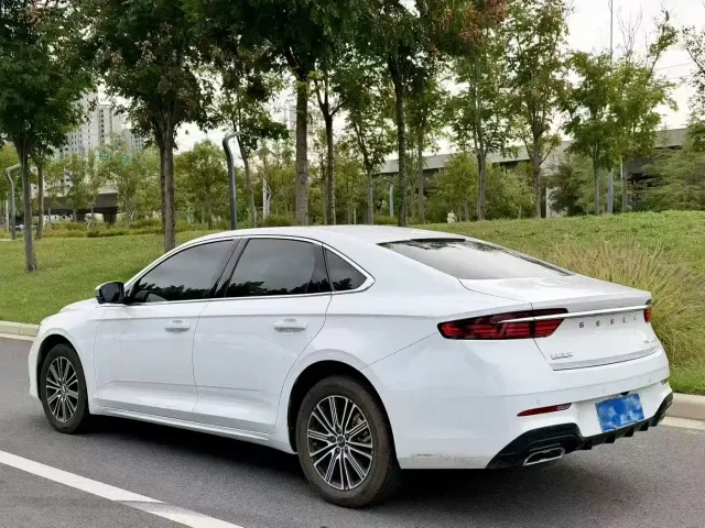Geely Xingrui — Фото автомобиля 9