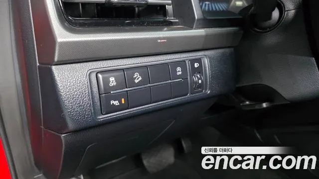 KG_Mobility_Ssangyong Rexton Новый Rexton Sport Дизель 2.2 4WD — Фото автомобиля 17