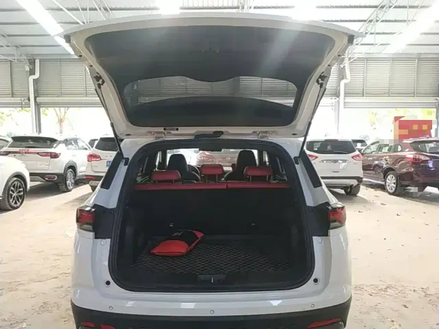 Changan CS35 Plus — Фото автомобиля 18