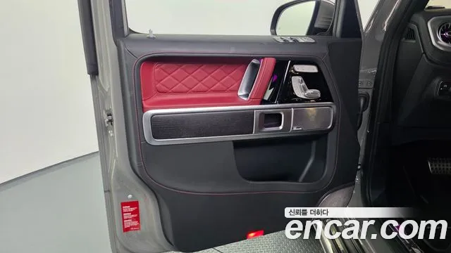 Mercedes-Benz G-Class — Фото автомобиля 24