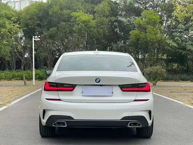 BMW 3 Series — Фото автомобиля 7
