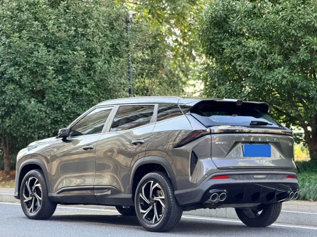 Geely Boyue — Фото автомобиля 4
