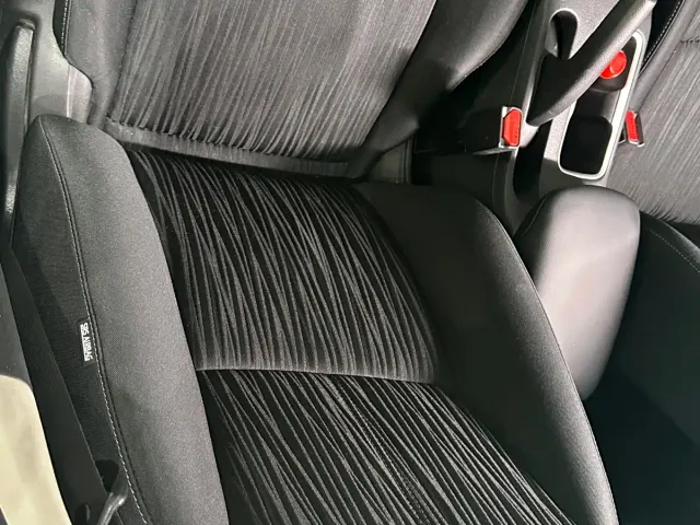 Nissan Sylphy — Фото автомобиля 6