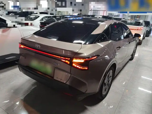 Toyota bZ3 — Фото автомобиля 6