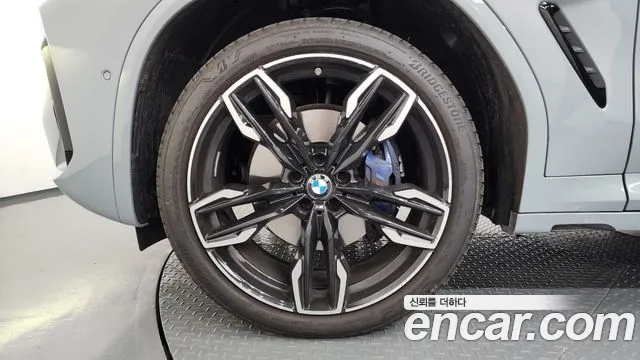 BMW X4 — Фото автомобиля 5