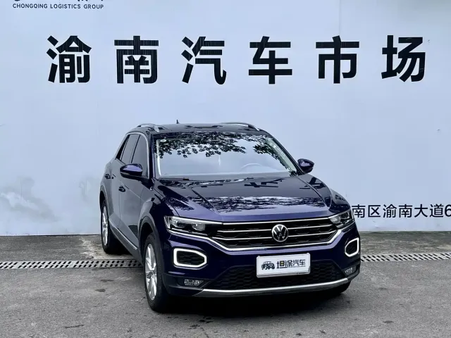 Volkswagen T-Roc — Фото автомобиля 3