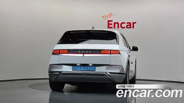 Hyundai Ioniq 5 — Фото автомобиля 4
