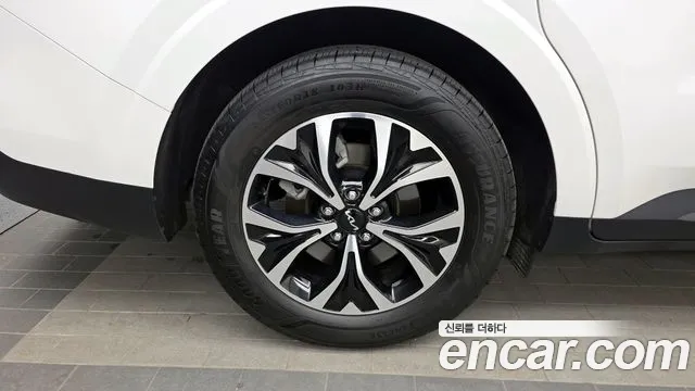 Kia Canival Carnival 4 поколение Бензин 9 мест Prestige — Фото автомобиля 5