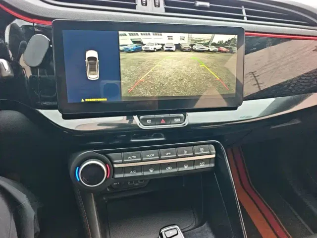 Dongfeng Fengshen AX7 — Фото автомобиля 12