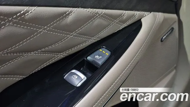 Kia K8 K8 Hybrid — Фото автомобиля 27