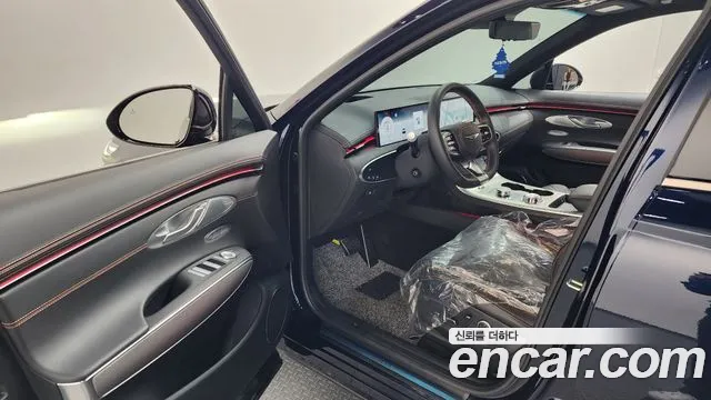 Genesis GV70 2.5T Бензин AWD — Фото автомобиля 10