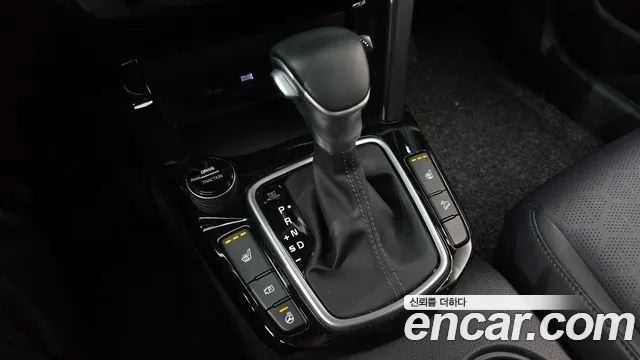 Kia Seltos New — Фото автомобиля 12