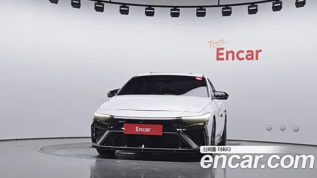 Hyundai AVANTE Новый Avante (CN7) — Фото автомобиля 3