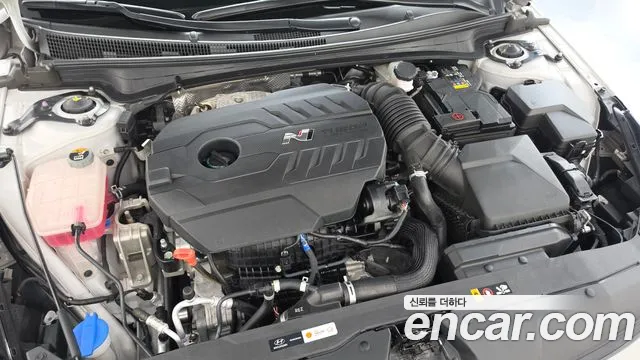Hyundai Avante CN7 — Фото автомобиля 9