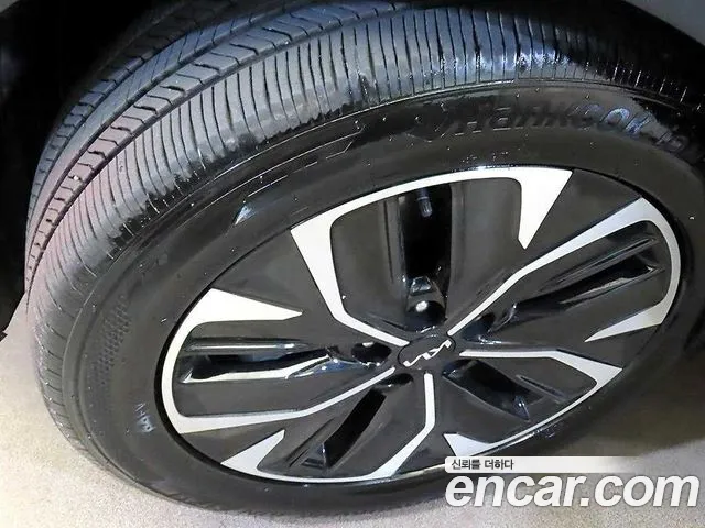 Kia EV6 — Фото автомобиля 20