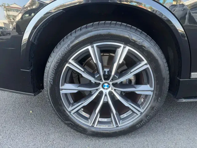 BMW X5 — Фото автомобиля 16