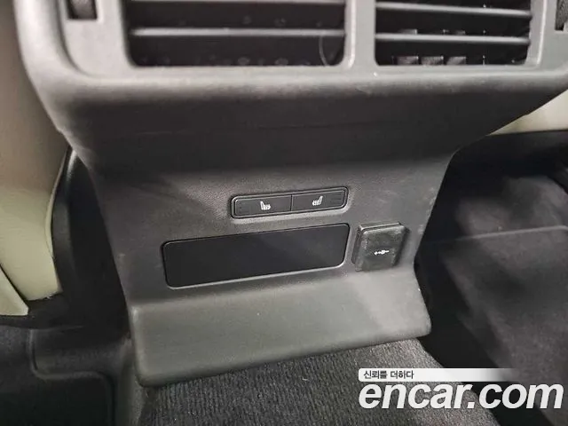 Land Rover Range Rover Velar — Фото автомобиля 14