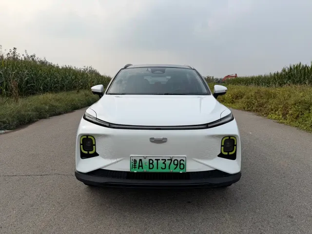 Geely Geometry E Firefly — Фото автомобиля 3