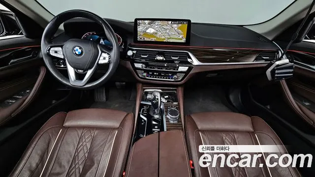 BMW 5 Series G30 — Фото автомобиля 7