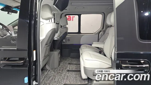 Hyundai Staria Staria 4WD Lounge 7 мест — Фото автомобиля 9