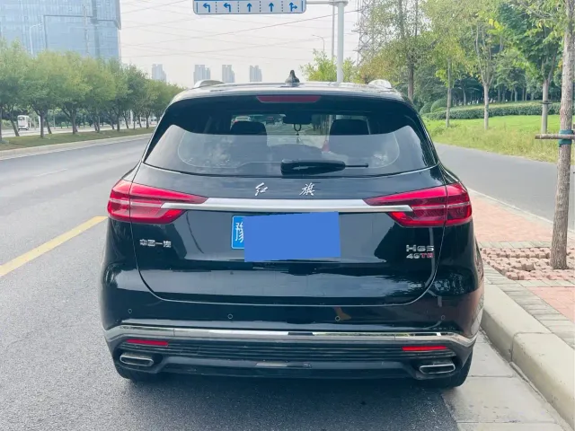 Hongqi HS5 — Фото автомобиля 15