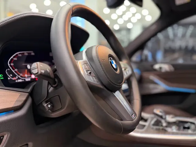 BMW X5 — Фото автомобиля 16